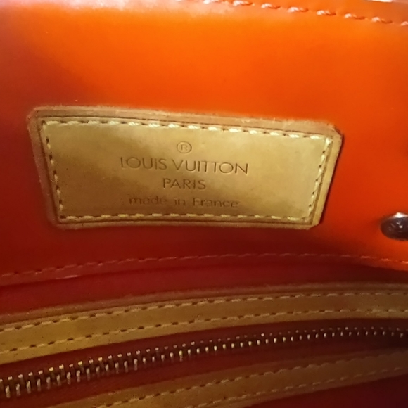 Authentic Louis Vuitton Reade PM tote handbag - Picture 10 of 11